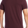 imagen que describe camiseta de hombre tipo polo color vino tinto