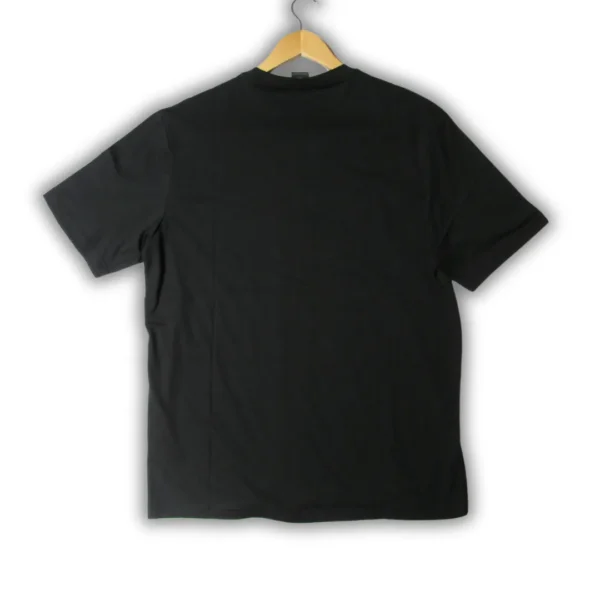 imagen que describe Camiseta oakley hombre color negro de la tienda online american store