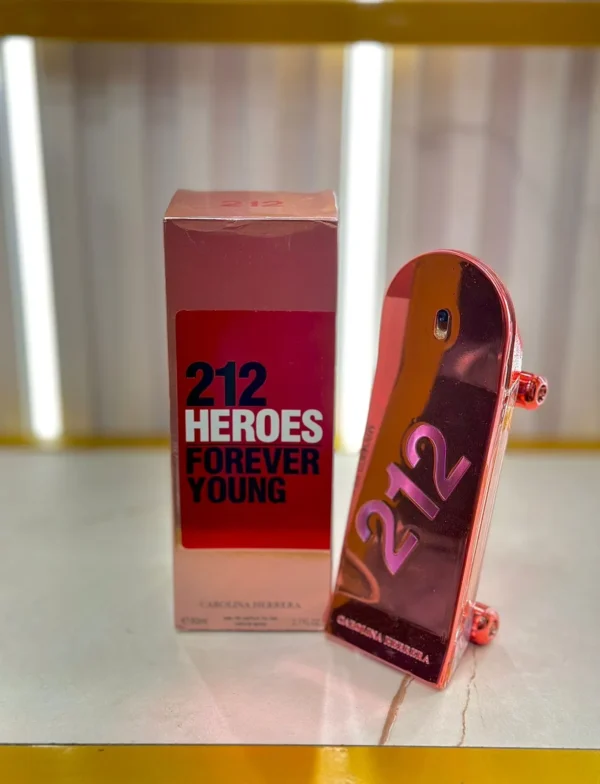 Carolina Herrera 212 Heroes Forever Young Eau de Parfum HER
